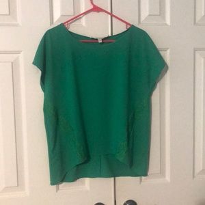 Green cap sleeve blouse